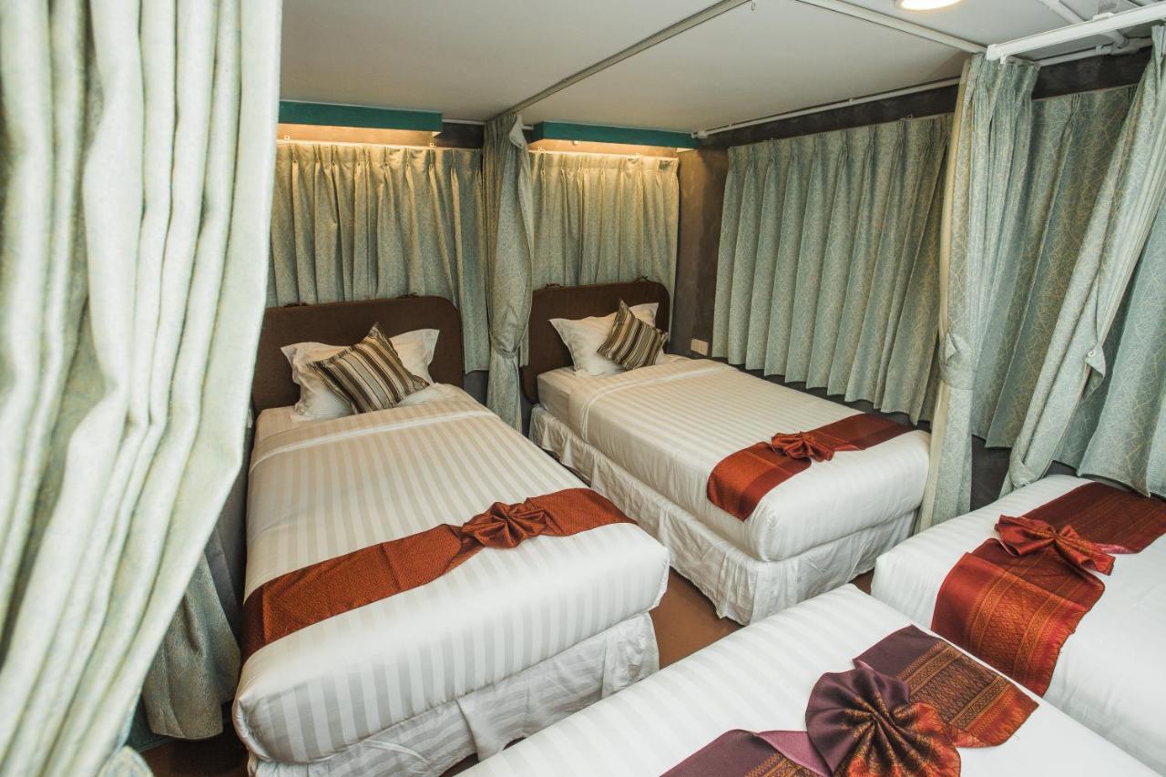 Rangoon Boutique House Hostel Екстериор снимка