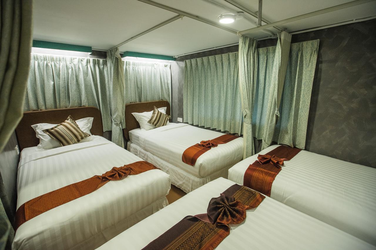 Rangoon Boutique House Hostel Екстериор снимка