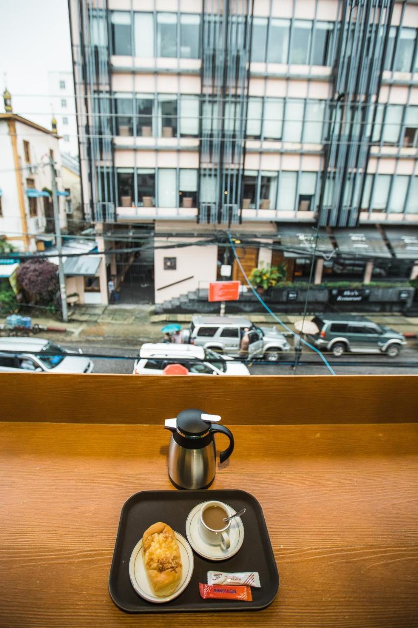 Rangoon Boutique House Hostel Екстериор снимка