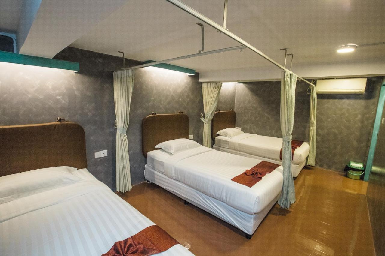 Rangoon Boutique House Hostel Екстериор снимка