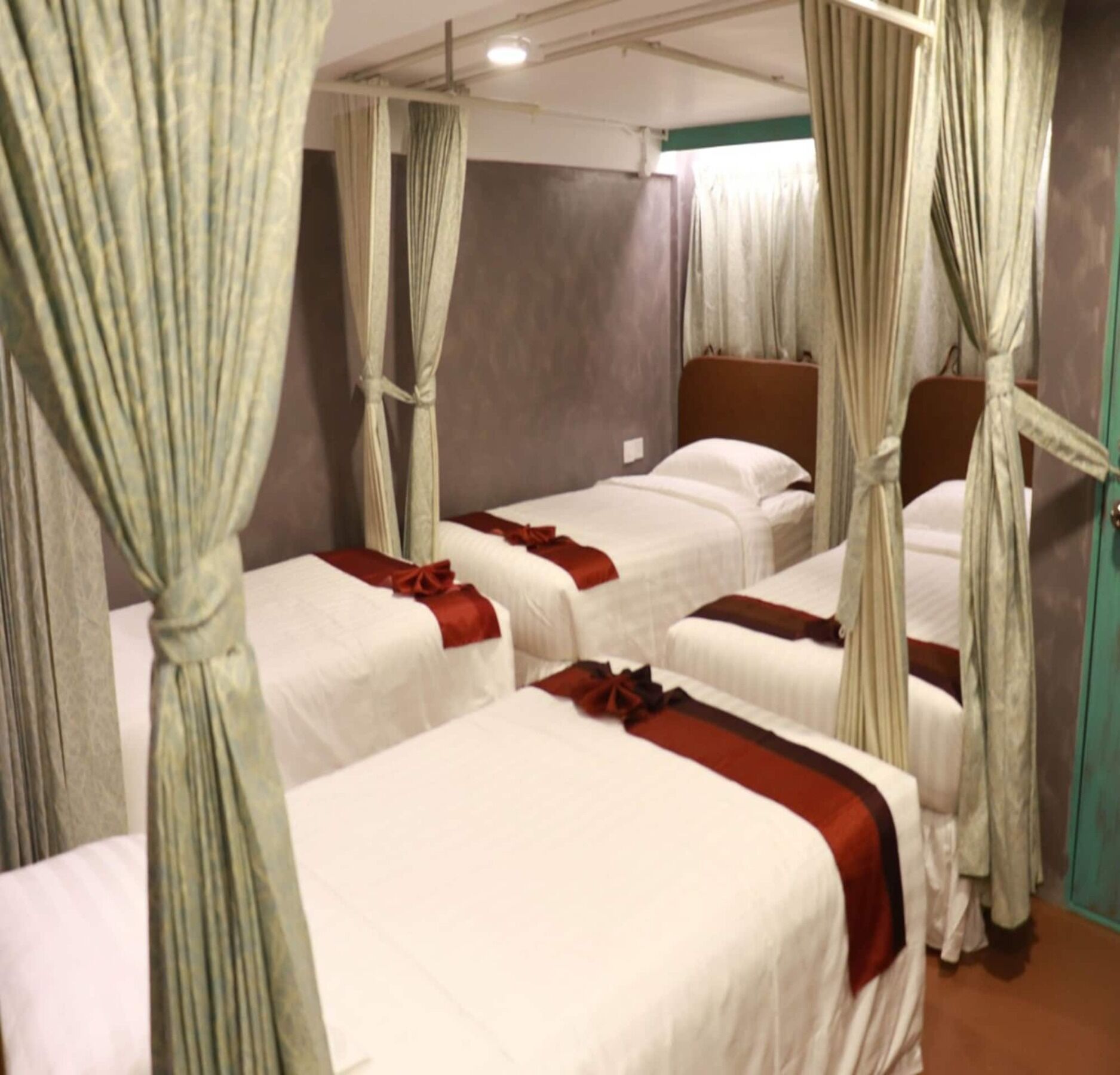 Rangoon Boutique House Hostel Екстериор снимка
